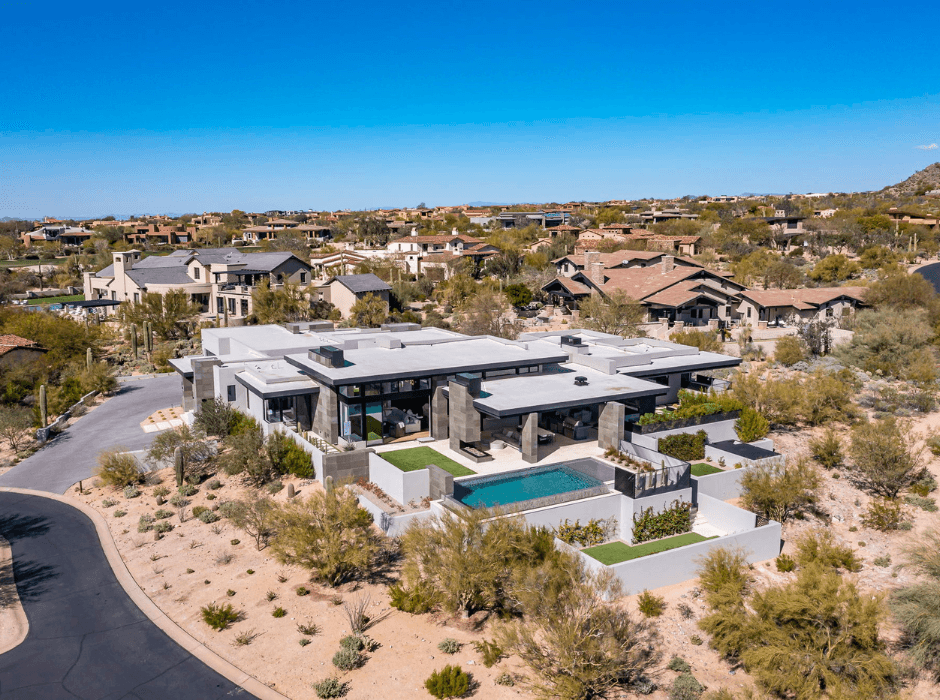 Contemporary Arizona Home with ActivWall Gas Strut Window
