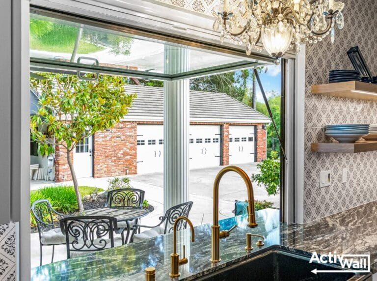 Home in Southern California with an ActivWall Gas Strut Window